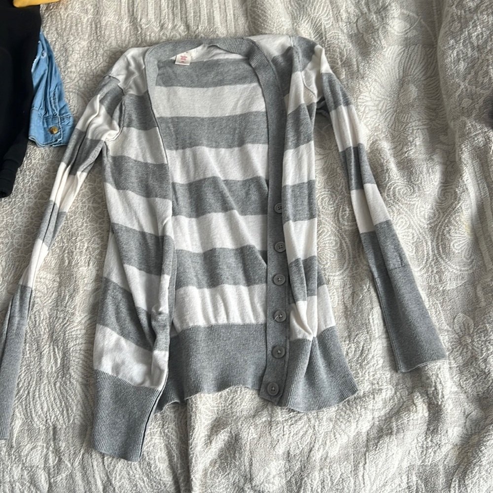 Women cardigan